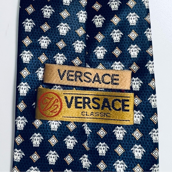 Versace Men’s Tie - Picture 8 of 11